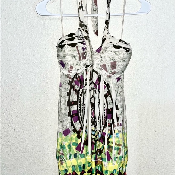 Club Dress Belinda Size Medium Form Fitting Stretchy Mini Mosaic Pattern EUC - Picture 1 of 3